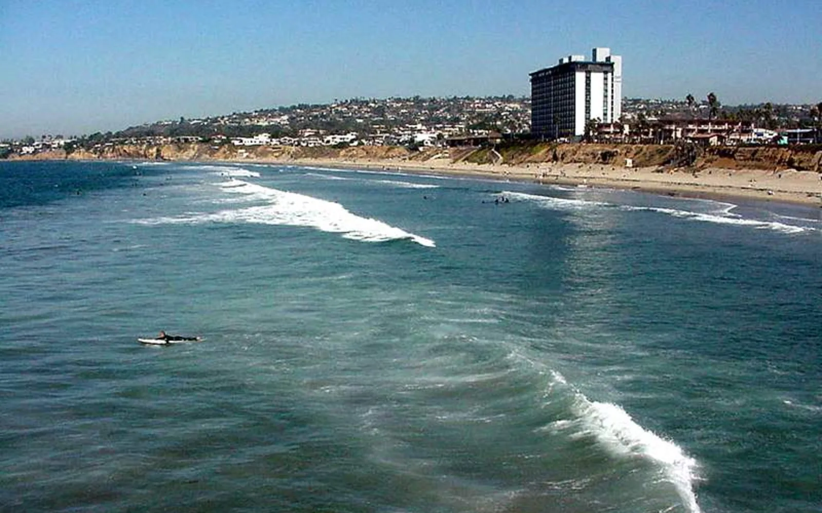 Pacific Beach in San Diego, California showing sandy beach and coastal scenery